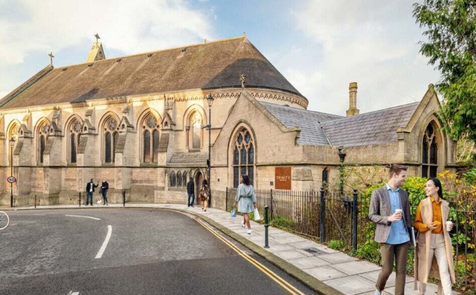 Queen Sq, Bath for sale - Primary Photo - Image 1 of 1