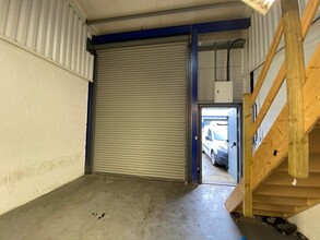 1-12 Penmaen Industrial Estate, Blackwood for rent Interior Photo- Image 1 of 2