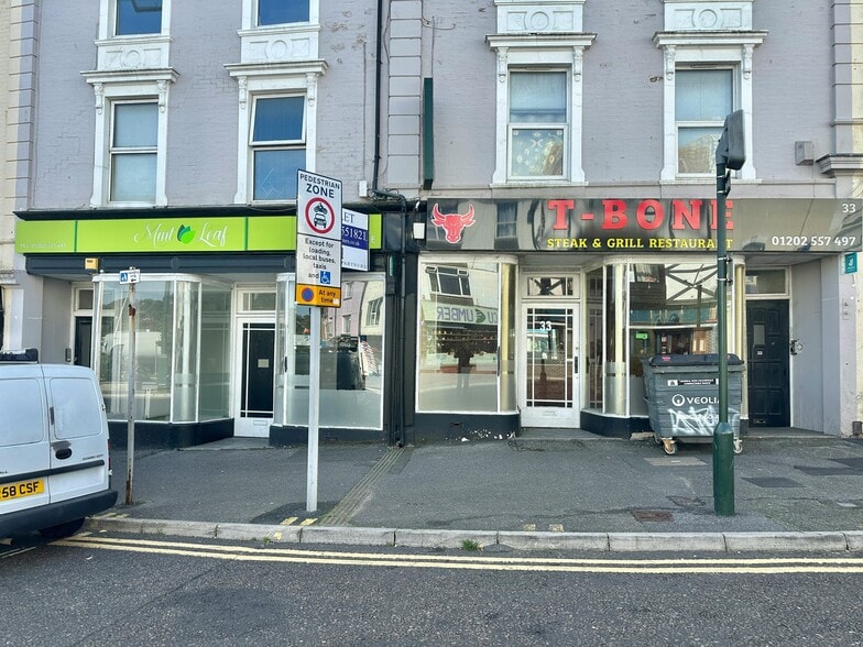32-33 The Triangle, Bournemouth for sale - Building Photo - Image 2 of 12