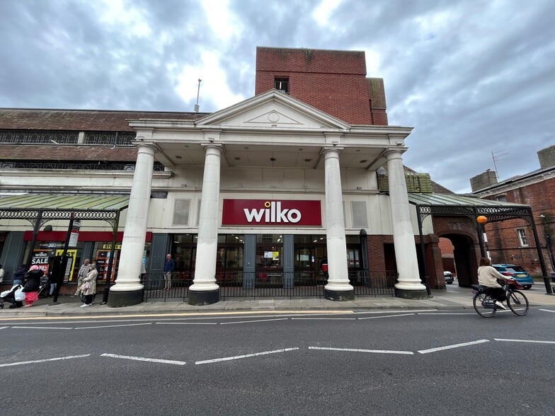 St Johns St, Colchester to rent - Building Photo - Image 1 of 3