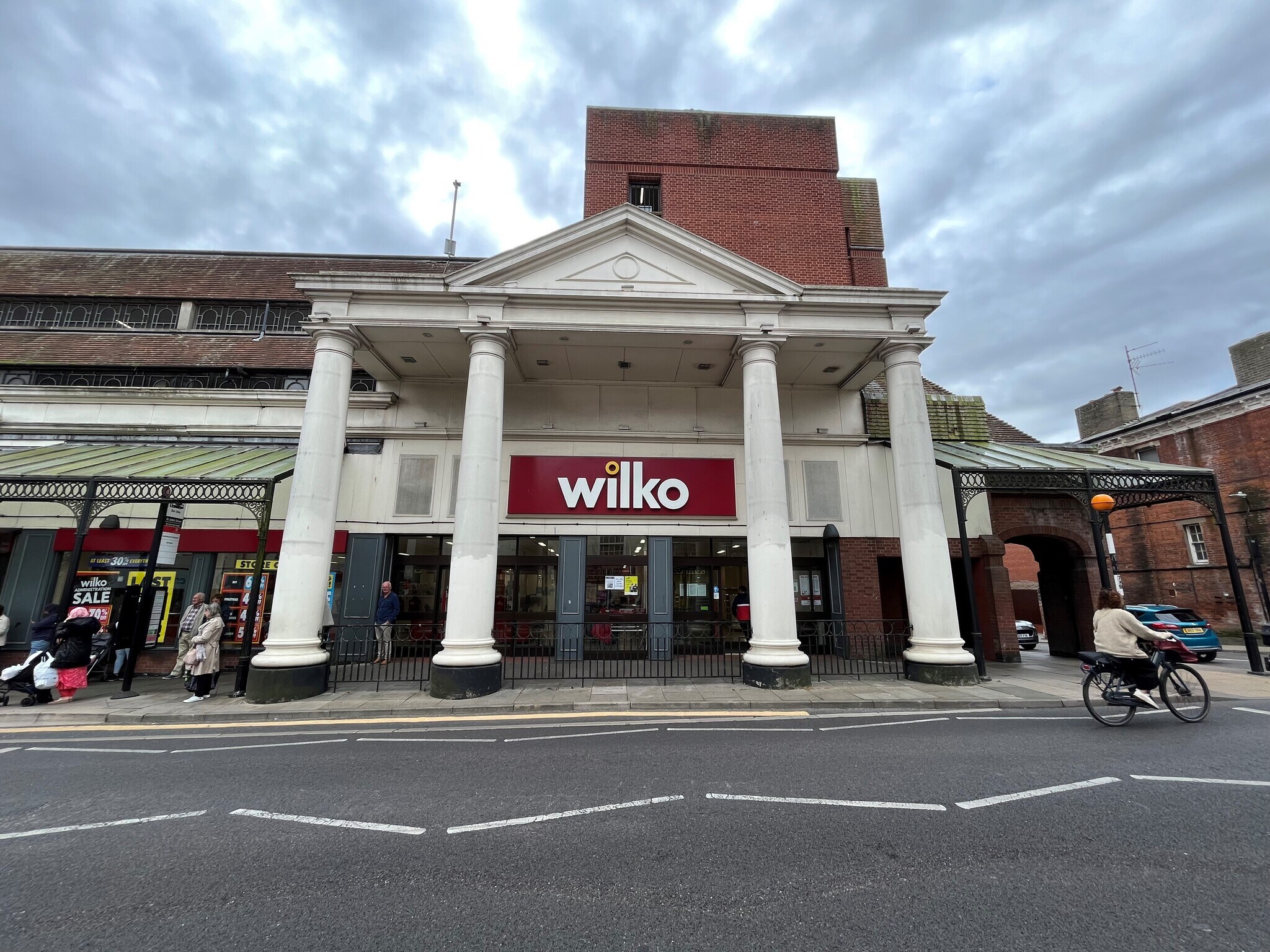 St Johns St, Colchester to rent Building Photo- Image 1 of 4