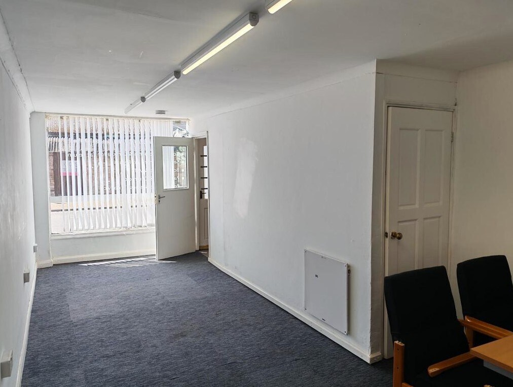 3 Deneside, Great Yarmouth to rent Interior Photo- Image 1 of 1