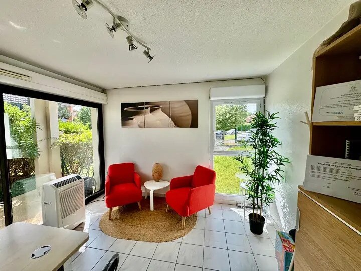 Office in Blagnac for sale Building Photo- Image 1 of 10