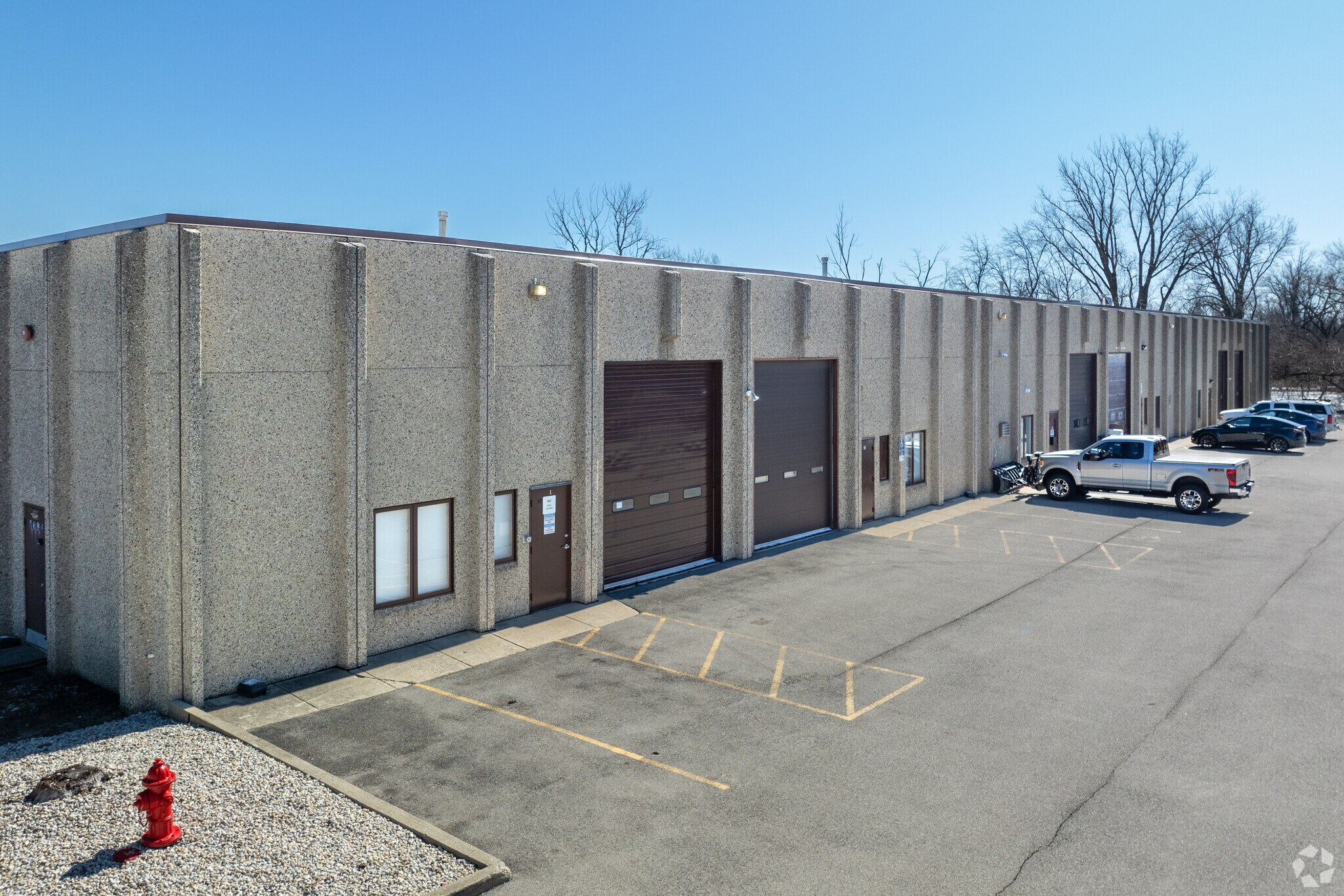 868-878 Tower Rd, Mundelein, IL for sale Primary Photo- Image 1 of 1