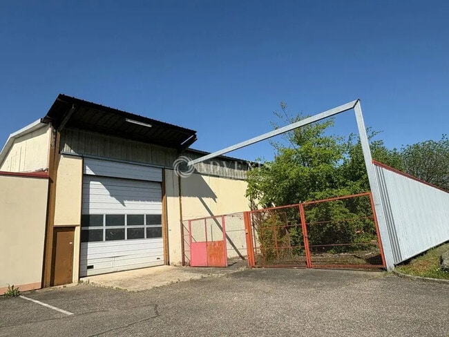 Vente Entrepôt 1 293 m²