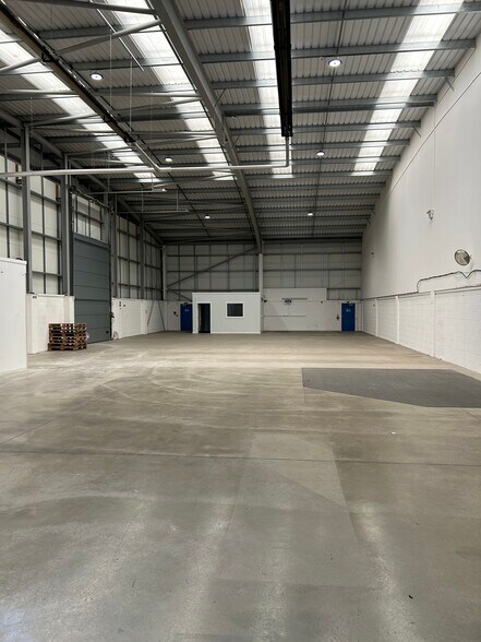 St. James Mill Rd, Northampton to rent - Building Photo - Image 3 of 3
