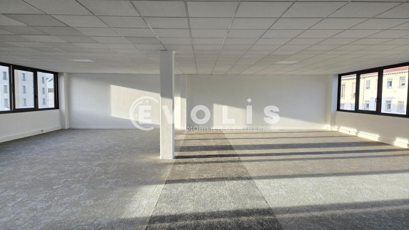 94-96 Rue Victor Hugo, Ivry-sur-Seine to rent Interior Photo- Image 1 of 35