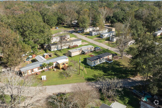 Value-Add Mobile Home Park near I-65 - Commercial Property