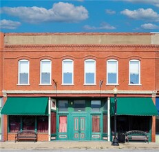 206 N Main St, Plattsburg, MO for sale Primary Photo- Image 1 of 25