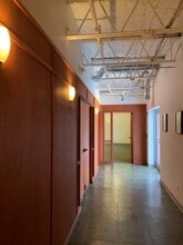 103 Schelter Rd, Lincolnshire, IL to rent Interior Photo- Image 1 of 6