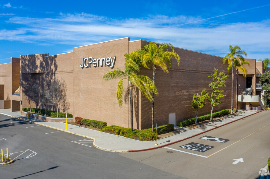 415-761 Parkway Plaza, El Cajon, CA for rent - Building Photo - Image 3 of 18