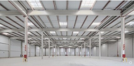 Industrial in Getafe, MAD for rent Interior Photo- Image 1 of 3