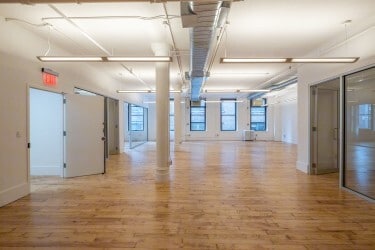 36 W 20th St, New York, NY to rent Interior Photo- Image 1 of 4