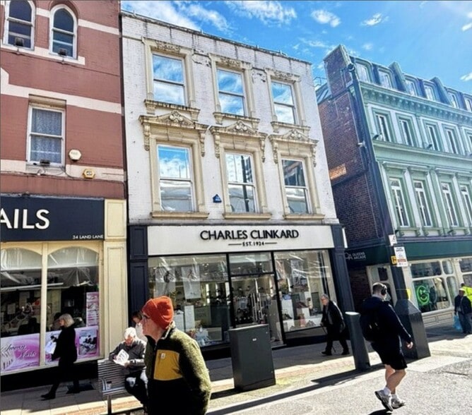 32 Lands Ln, Leeds to rent - Building Photo - Image 1 of 3