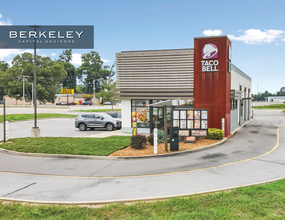 832 Factory Outlet Blvd, West Frankfort, IL for sale Primary Photo- Image 1 of 6