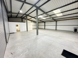 2 Rodbourne Rail Cottages, Malmesbury to rent Interior Photo- Image 1 of 3