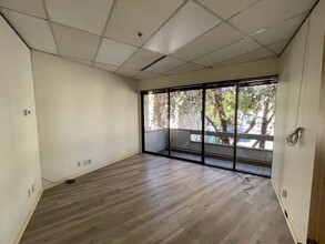 710 Lakeway Dr, Sunnyvale, CA for rent Building Photo- Image 2 of 5