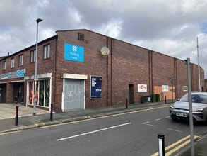 105-109 Mauldeth Rd, Manchester to rent Building Photo- Image 2 of 3