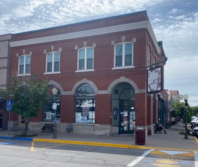 944 Main St, Evanston, WY for rent - Building Photo - Image 1 of 32