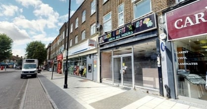 21 Elm Park Ave, Hornchurch to rent Building Photo- Image 1 of 1