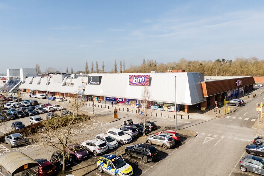 Bath Rd, Reading for sale - Primary Photo - Image 1 of 1