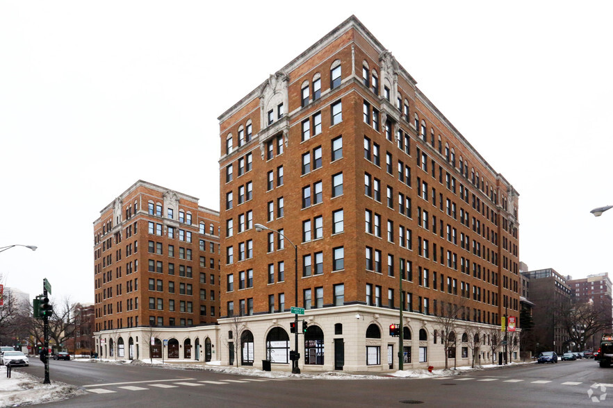 5009 N Sheridan Rd, Chicago, IL for rent - Building Photo - Image 1 of 167