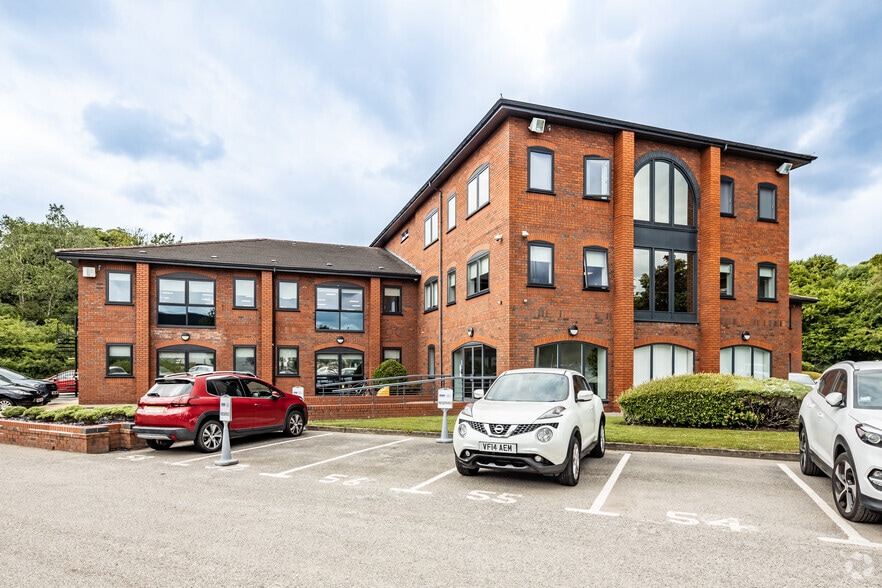 Tudor Rd, Runcorn to rent - Building Photo - Image 2 of 2