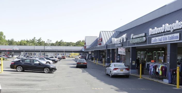 1800-1850 Brentwood Rd, Brentwood, NY for rent - Building Photo - Image 1 of 10