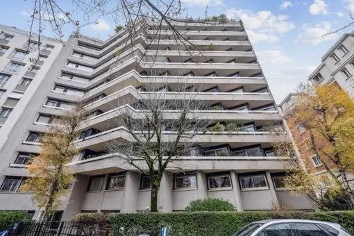 Location Bureaux 674 m² - Photo 1