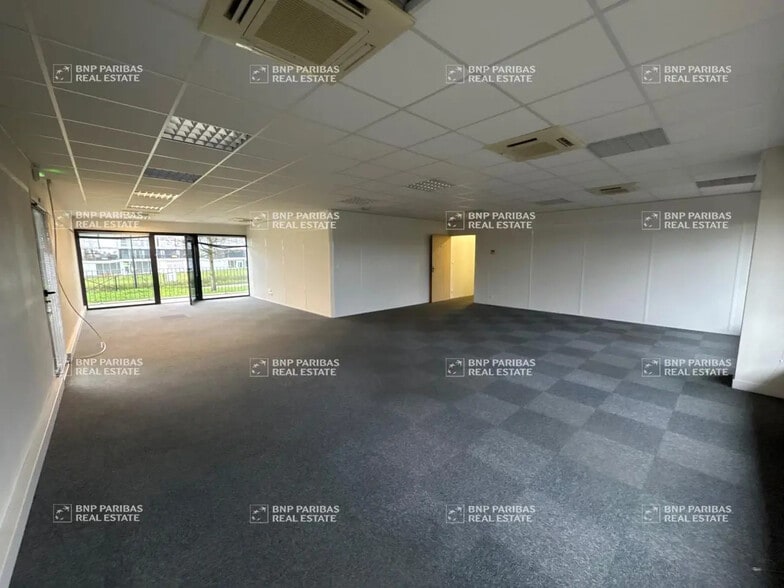 Office in Saint-Herblain to rent - Building Photo - Image 1 of 14