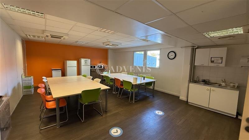 11 Promenade Du Belvédère, Torcy for sale - Interior Photo - Image 3 of 6