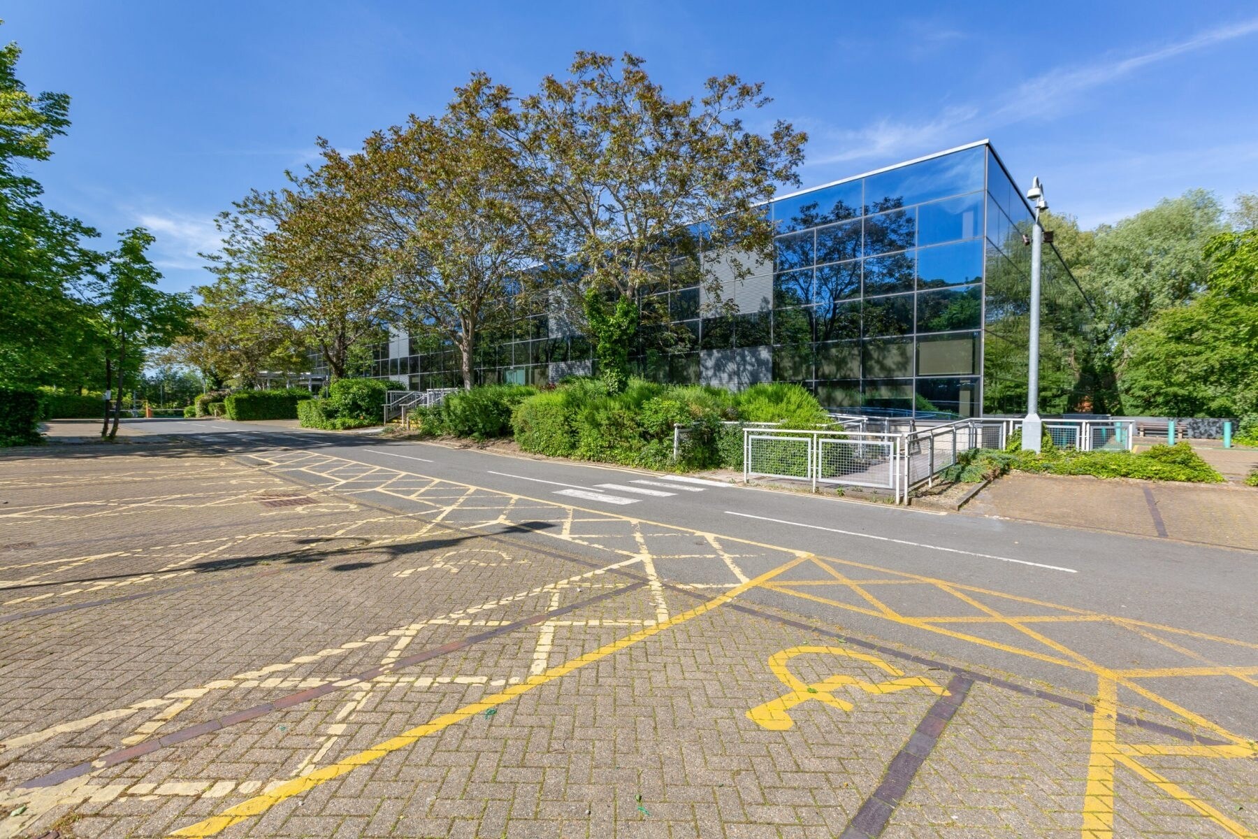 2 Apsley Grange, Hemel Hempstead for sale Primary Photo- Image 1 of 1