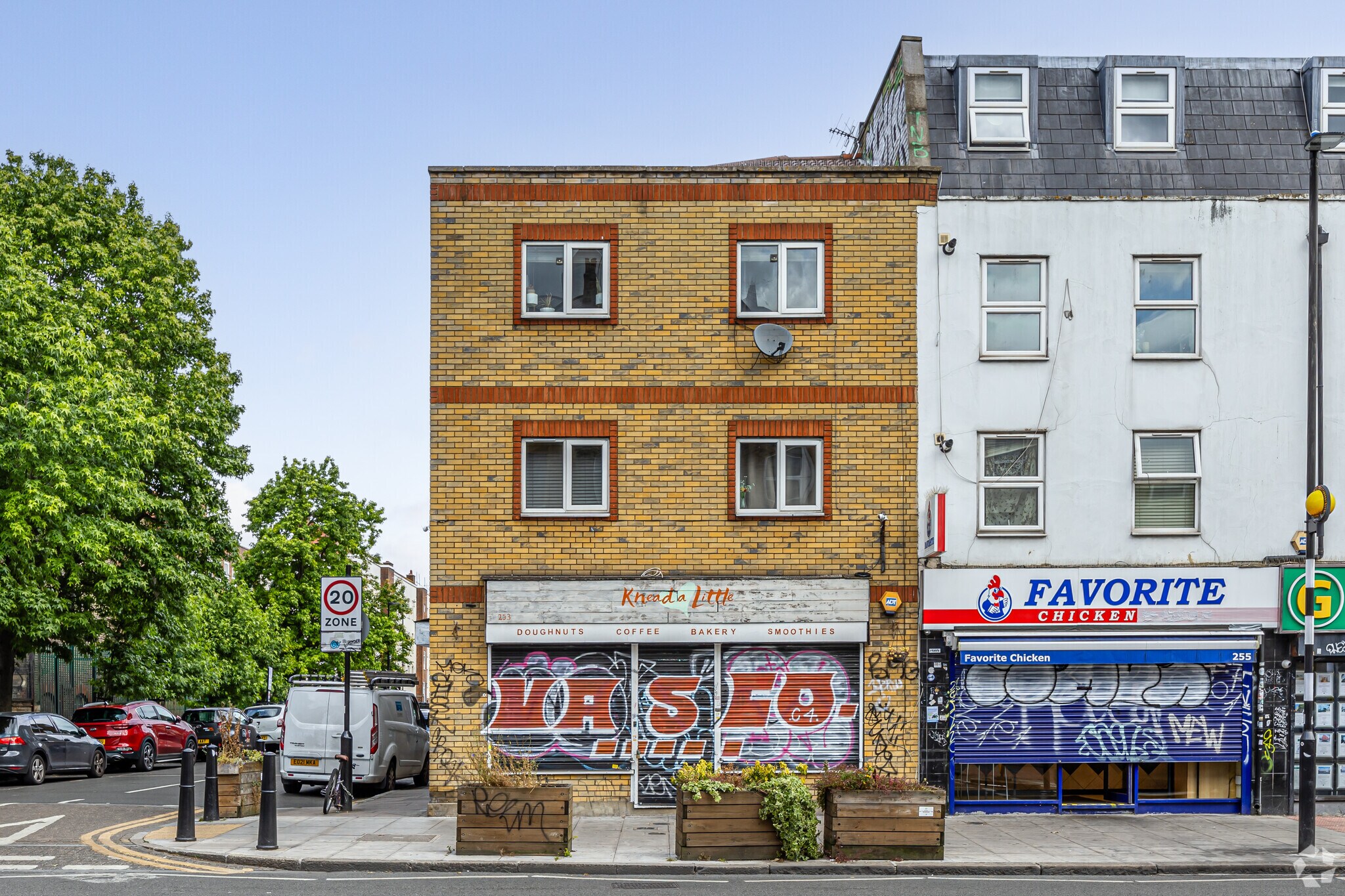 253 Bethnal Green Rd, London for sale Primary Photo- Image 1 of 1