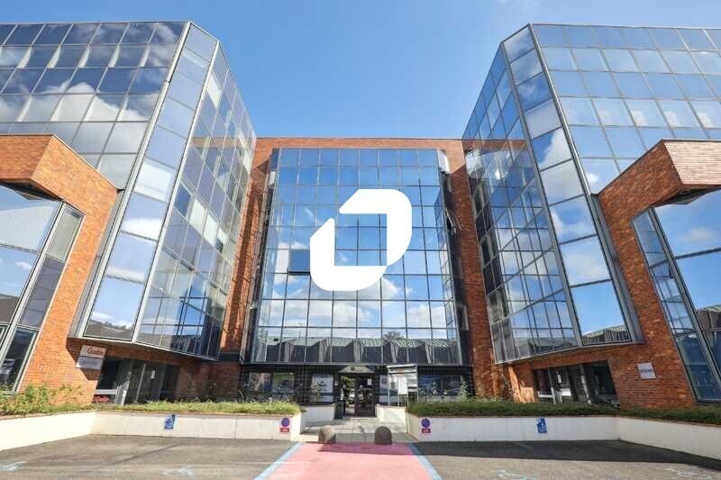 Office in Vélizy-Villacoublay to rent - Building Photo - Image 1 of 14