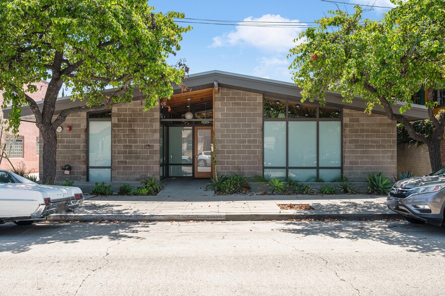 420 Grand Ave, Long Beach, CA for rent - Building Photo - Image 1 of 17