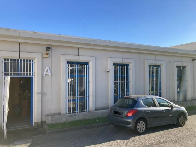 63 Rue De La Garenne, Francheville to rent Building Photo- Image 1 of 6