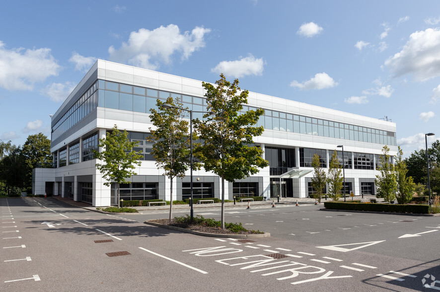 Guildford Business Park Rd, Guildford, GU2 8SG - Building 4 Guildford ...