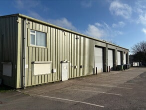 Peamore Truck Centre, Exeter to rent Interior Photo- Image 2 of 5