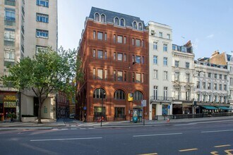 6 New Bridge St, London for rent Building Photo- Image 1 of 5