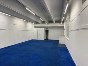 Institute Ln, Alfreton to rent Interior Photo- Image 1 of 6