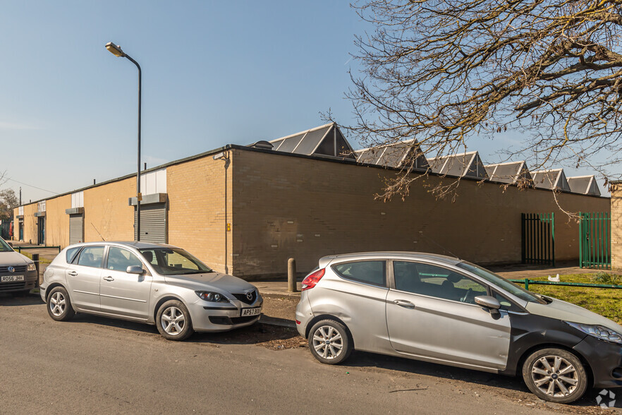 14-20 Boughton Rd, London for rent - Building Photo - Image 2 of 8