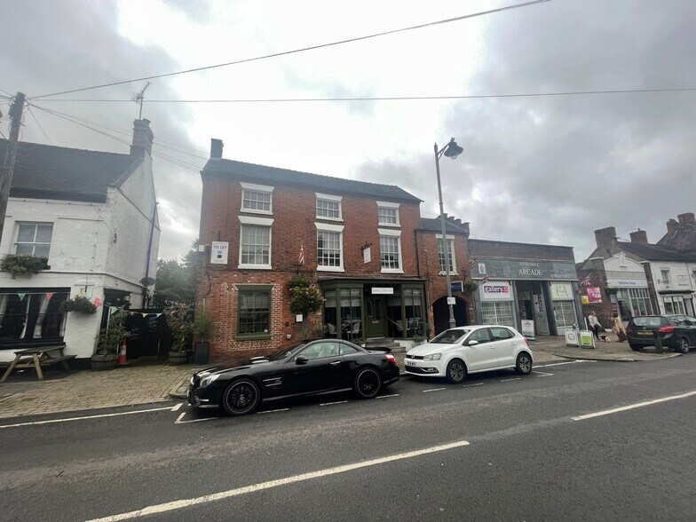 14a High St, Eccleshall to rent - Building Photo - Image 2 of 26