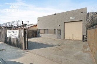 5871 Crocker St, Los Angeles, CA for rent Building Photo- Image 1 of 32