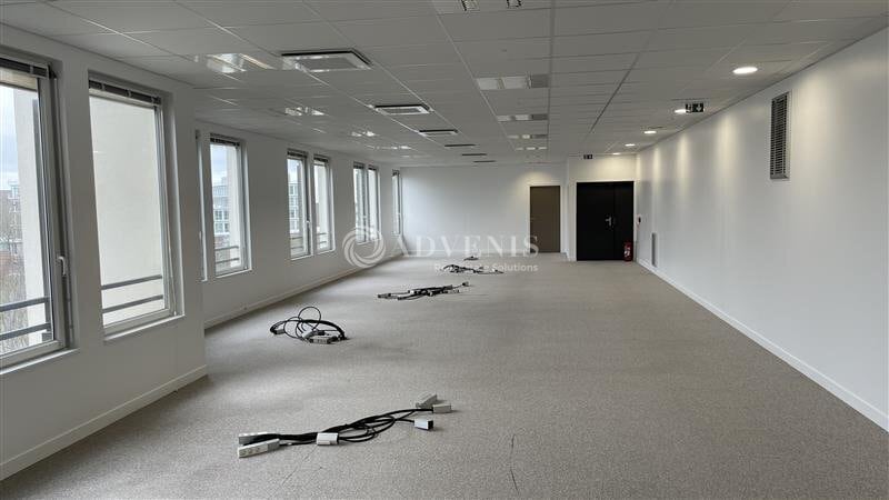 3 Boulevard Du Grand Fossé, Chessy for sale - Interior Photo - Image 3 of 9