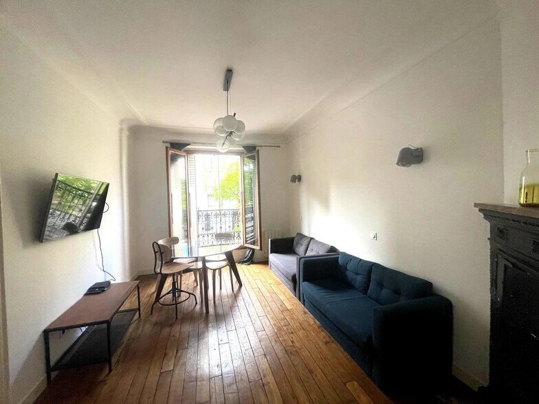 Retail in Paris for sale - Interior Photo - Image 2 of 9