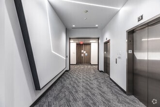 5575 Ruffin Rd, San Diego, CA to rent Interior Photo- Image 1 of 11