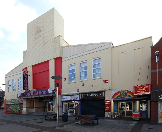 More details for 15 High St, Portsmouth - Retail to Rent