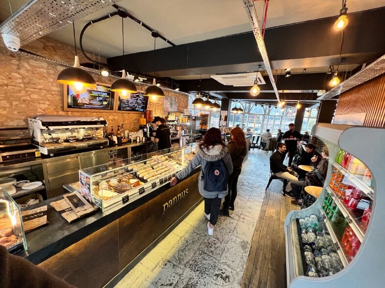 250 Camden High St, London to rent - Building Photo - Image 2 of 6