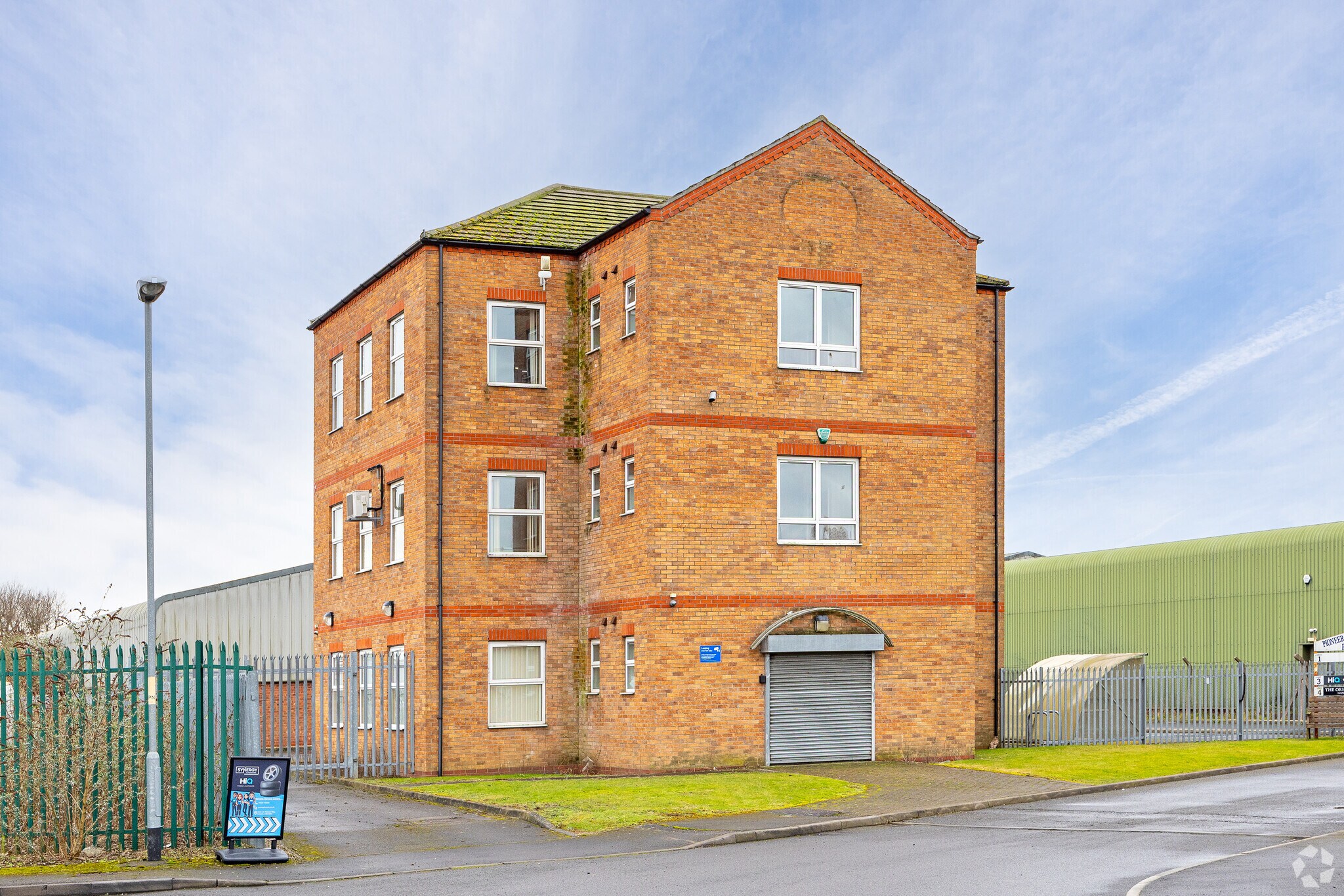 10 Pioneer Way, Lincoln for sale Building Photo- Image 1 of 1