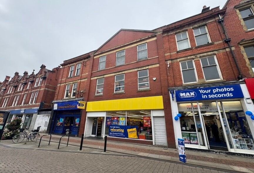 44-46 Bradshawgate, Leigh to rent - Primary Photo - Image 1 of 1
